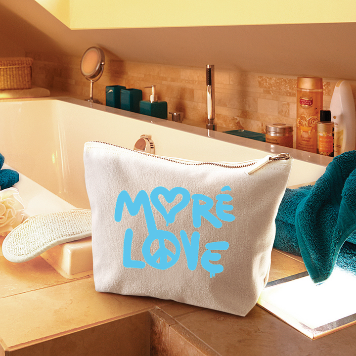 MORE LOVE Necessaire